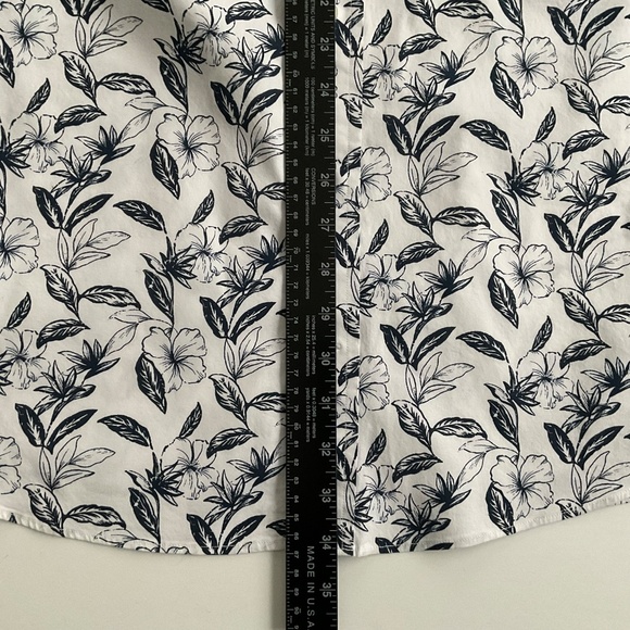 Nautica Short Sleeve Button Down Floral Shirt XXL White Stretch Hawaii Resort - Picture 6 of 11